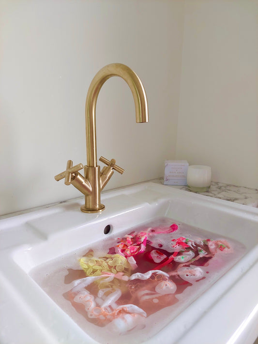 How to Handwash your Lingerie 💦