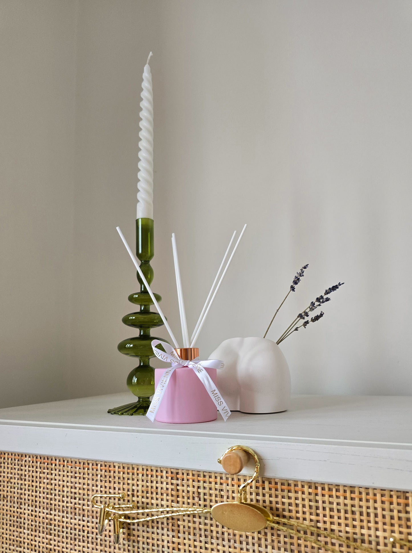 Reed Diffuser: Pear & Freesia
