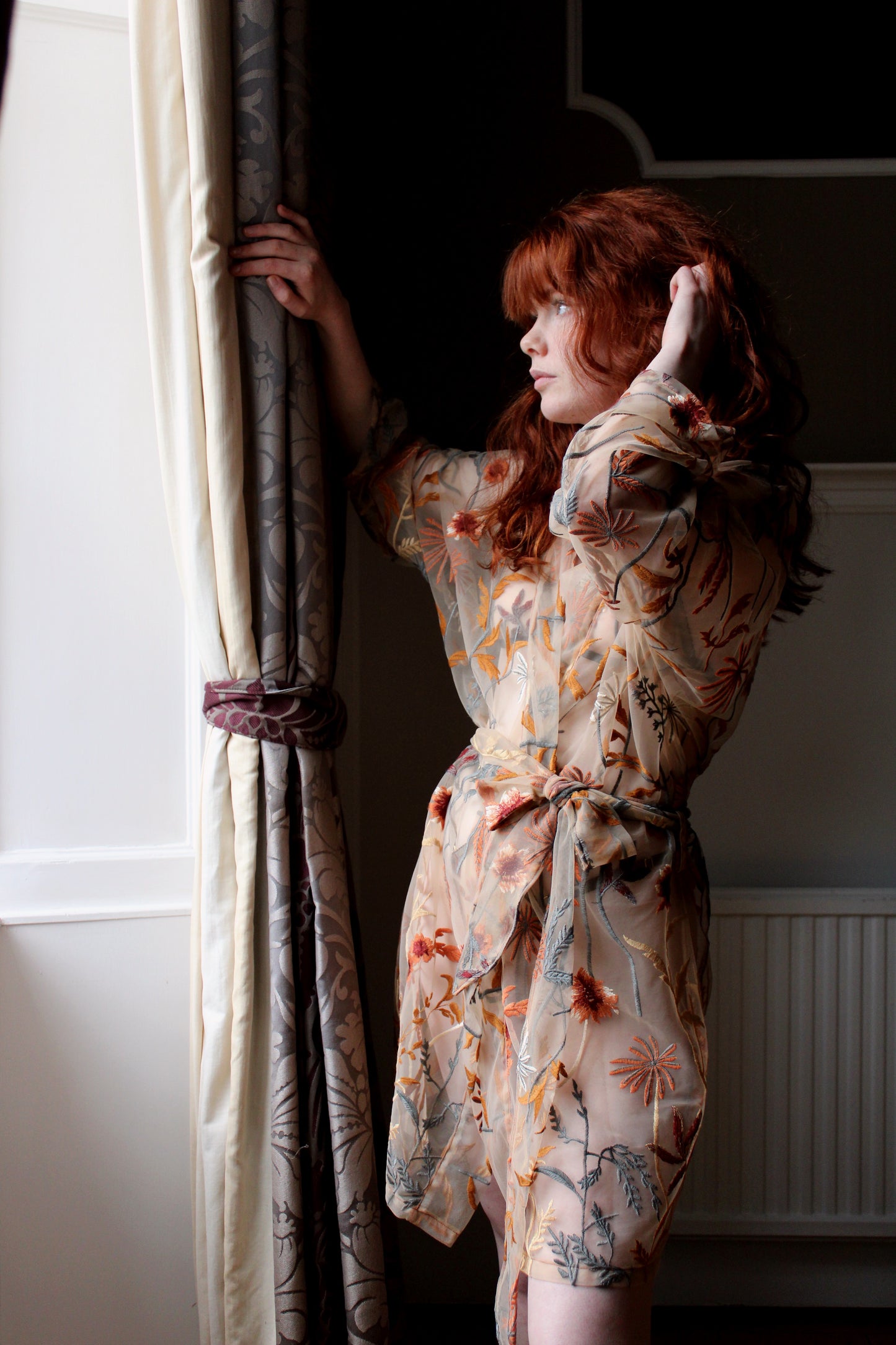 Autmn Embroidered Floral Robe